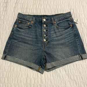 NWT Gap High Rise 4” short